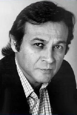 Richard Yniguez photo