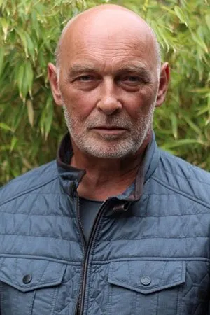 James Faulkner photo