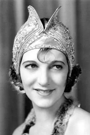 Gertrude Lawrence photo