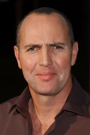 Arnold Vosloo photo