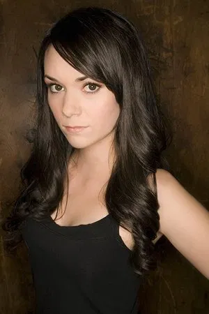 Carmen Lavigne photo