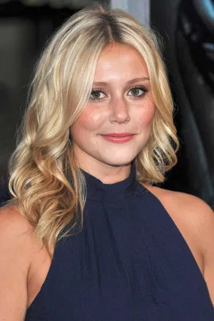 Julianna Guill photo