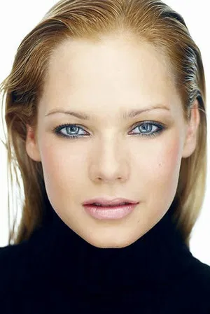 Caitlin Mehner photo