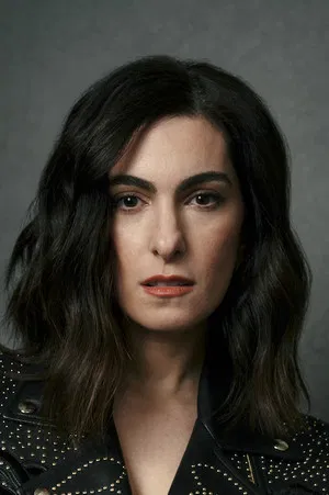 Jennifer Kaytin Robinson photo