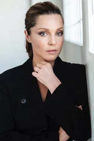 Sarah-Jane Redmond photo