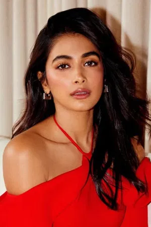 Pooja Hegde photo
