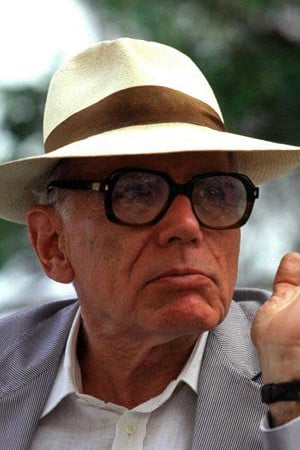 Luigi Comencini photo