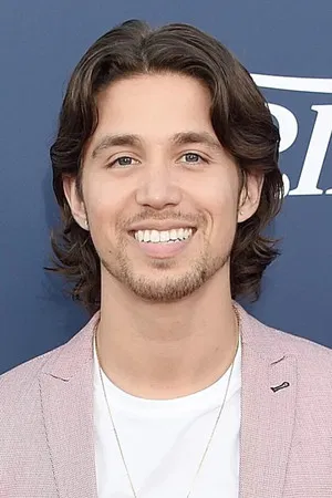 Brandon Larracuente photo