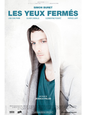 Les yeux fermés poster