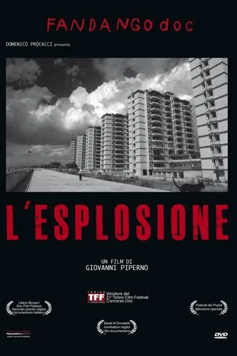 L'esplosione poster