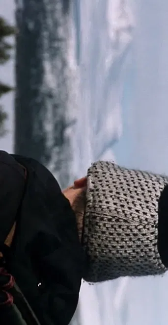 Å se en båt med seil poster