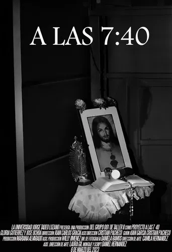 A las 7:40 poster