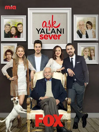 Aşk Yalanı Sever poster