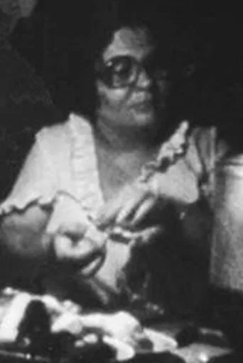 Sopa de pollo de mamá poster