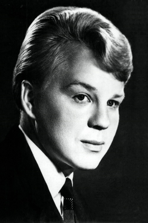 Igor Pushkaryov profile