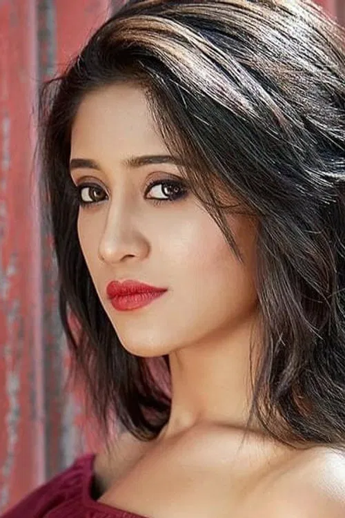 Shivangi Joshi profile