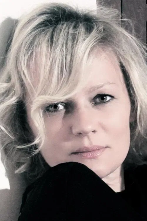 Kait Tenison profile