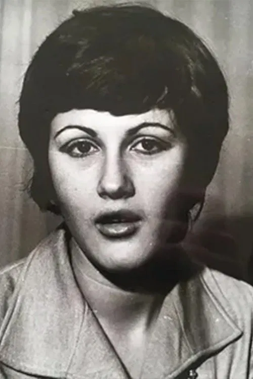 Defne Toppare profile