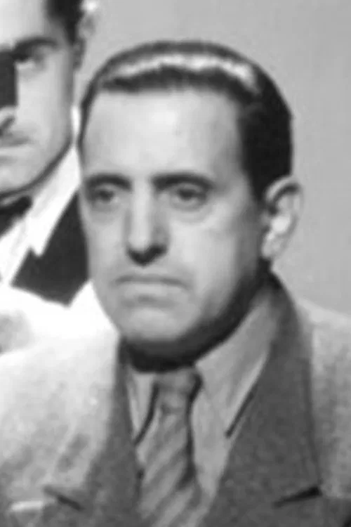 Manuel Romero profile