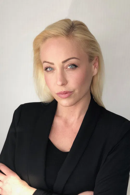 Tess Spentzos profile