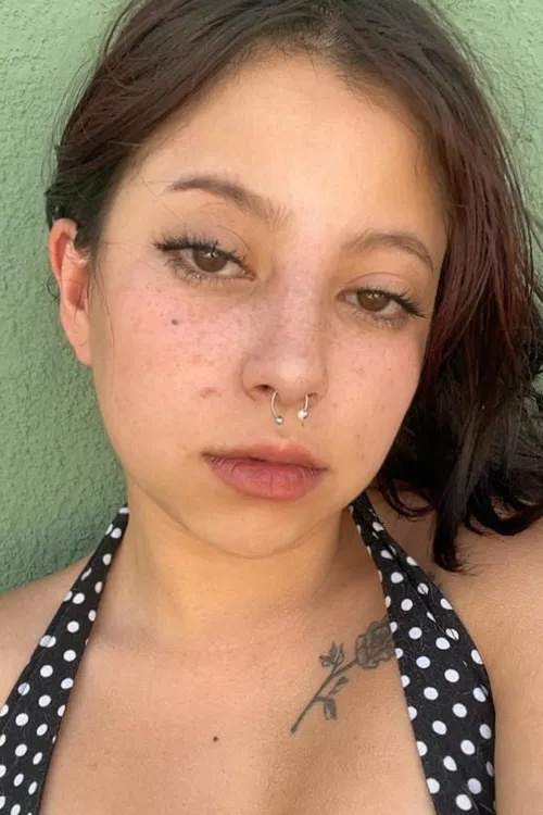 Arwen Delaine profile