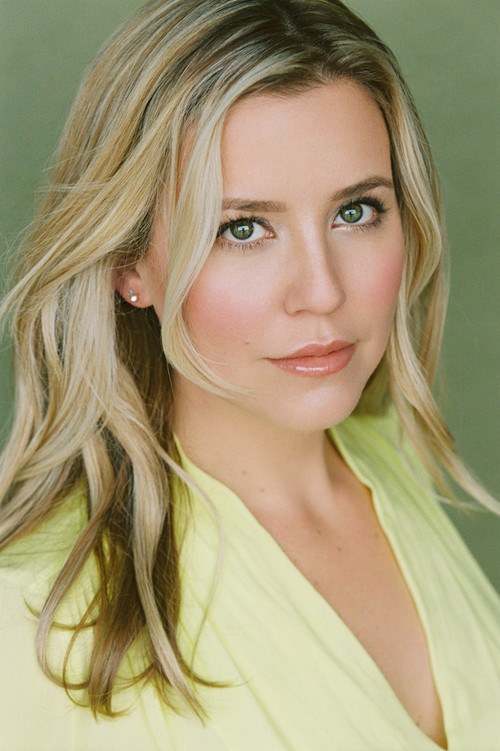 Noelle Kenney profile