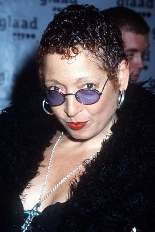 Vicki Sue Robinson profile