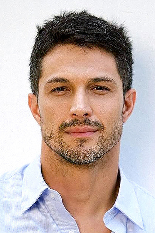 Romulo Estrela profile