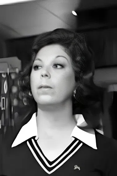 Lúcia Mello profile