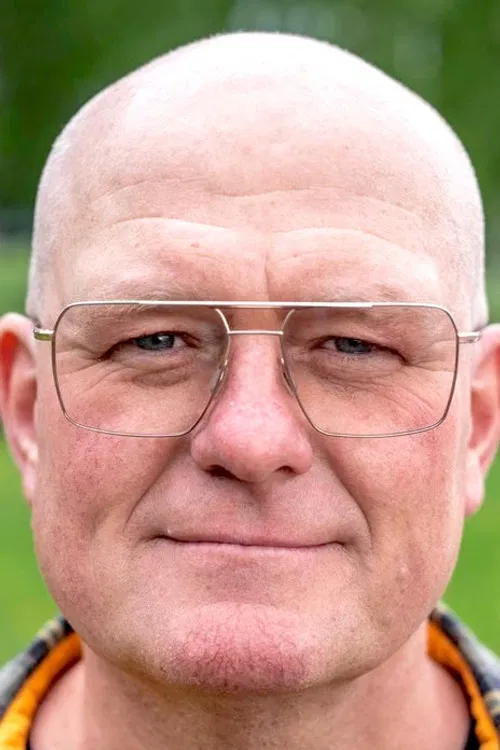 Jan Erik Larssen profile