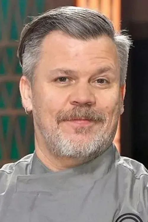 Alfonso Cadena profile