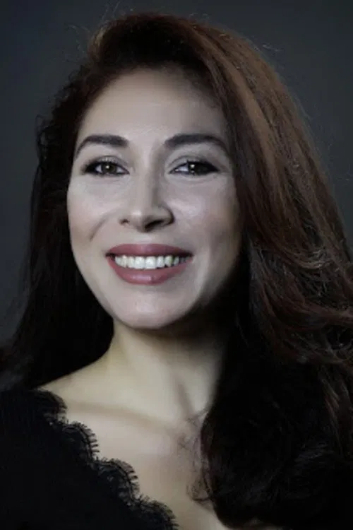 Zeyno Üstünışık profile