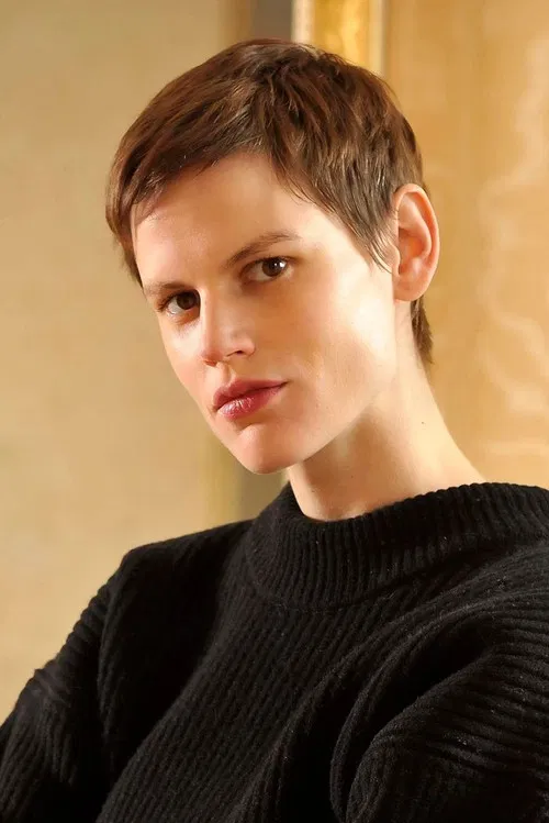 Saskia de Brauw profile