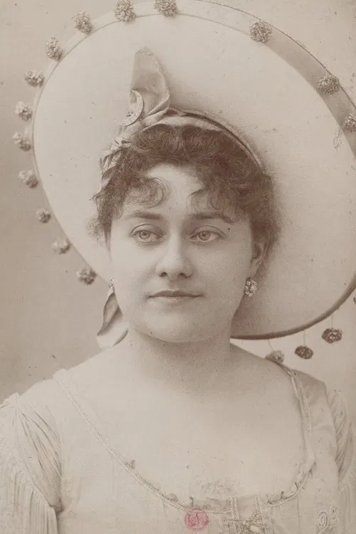 Marie Montbazon profile