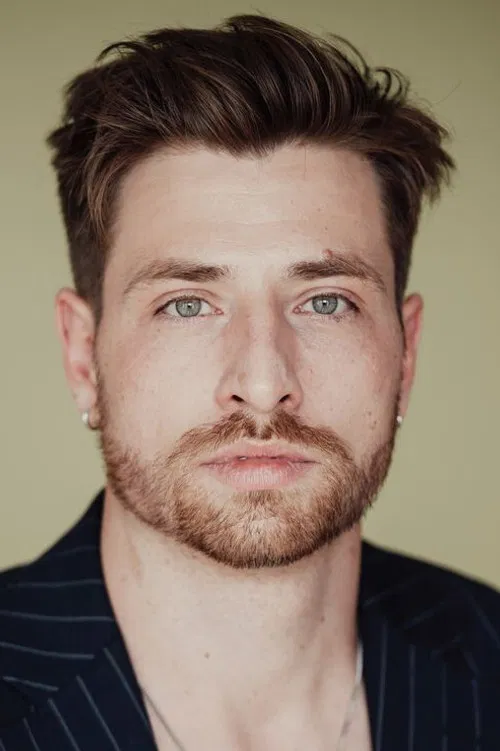 Dominik Flade profile