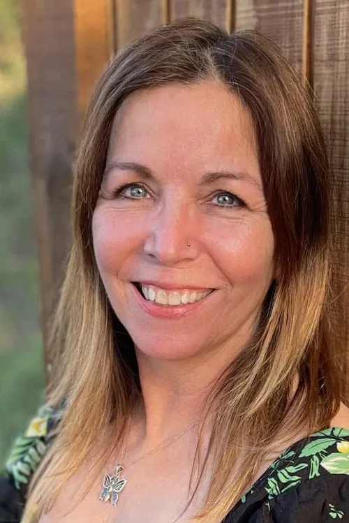 Julia Bergeron profile