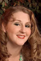 Sapphire 38L profile