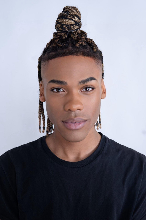 Laquarn Lewis profile