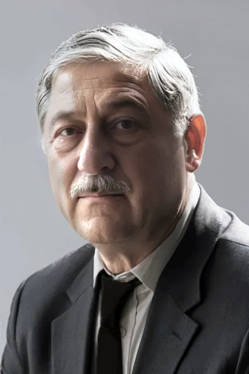 Noël Favrelière profile