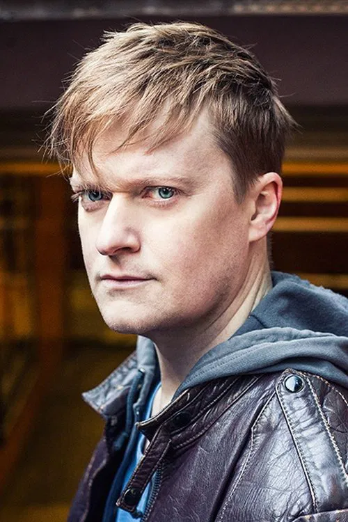 Steven Boyer profile