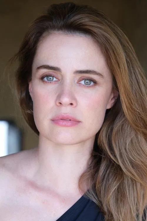 Nathalie Rapti Gomez profile