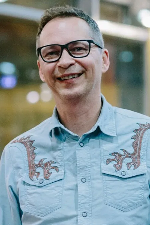 Chris Raiber profile