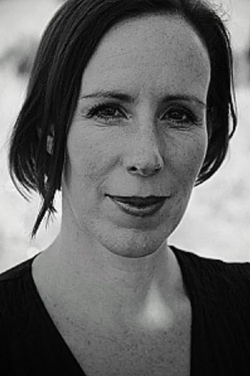 Vicki-Jo Eva profile