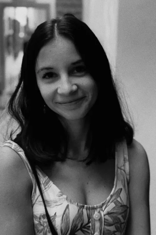 Taylor Tomlinson profile