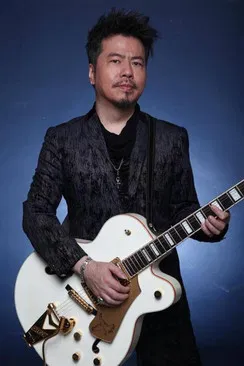 Huang Kuo-Lun profile