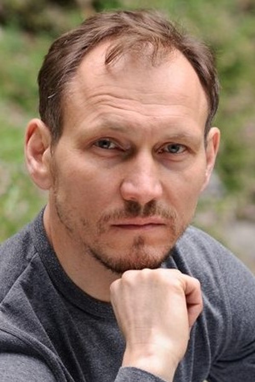 Peter Nikolas profile