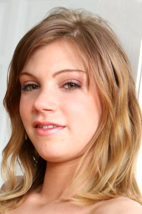 Envy Sancova profile