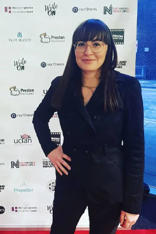 Naomi Stromire profile