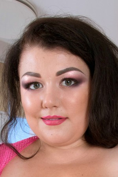 Mariya Mills profile