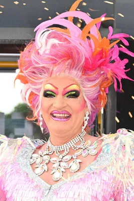 Olivia Jones profile